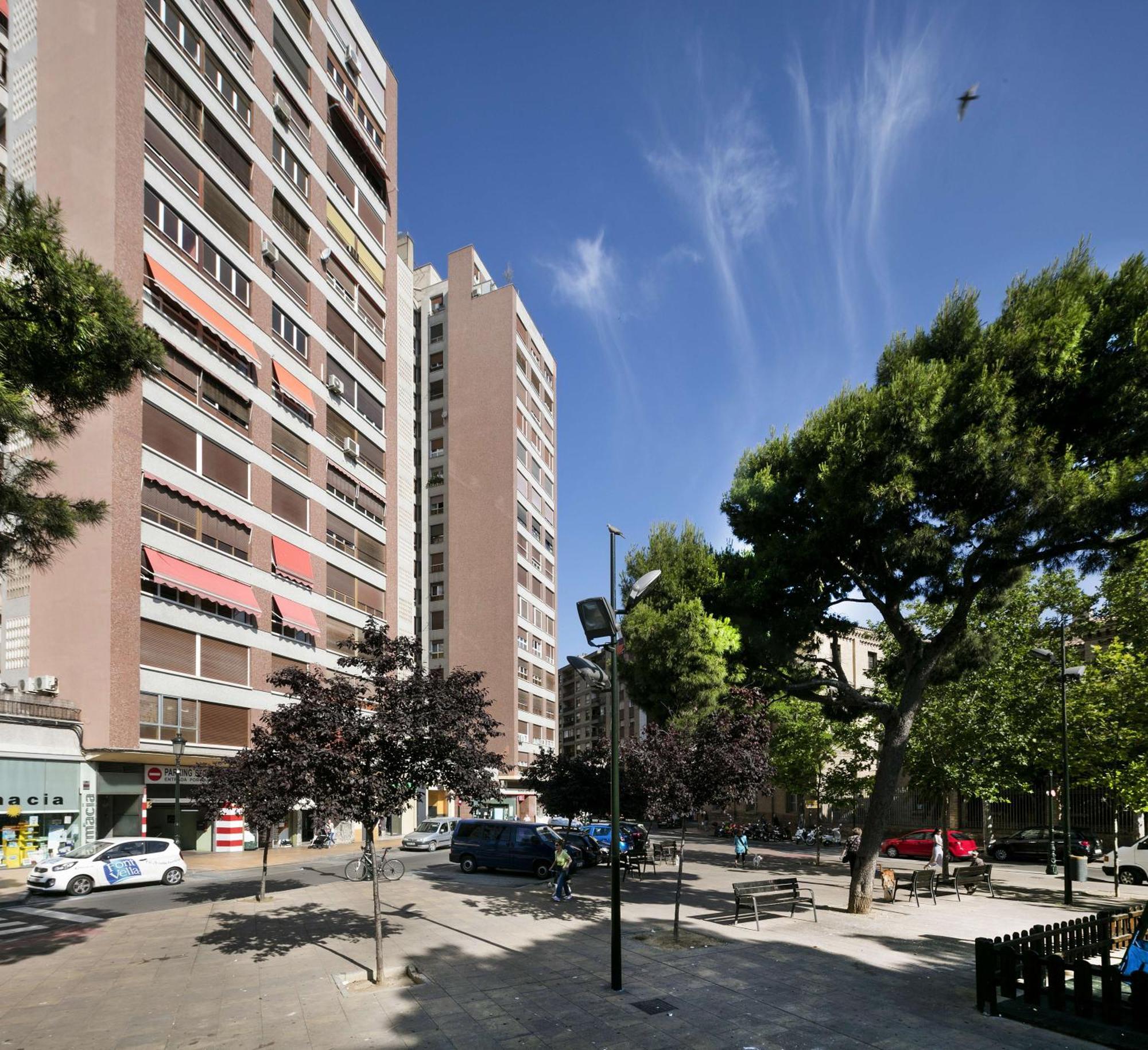 Mirador Del Ebro Appartement Zaragoza Buitenkant foto