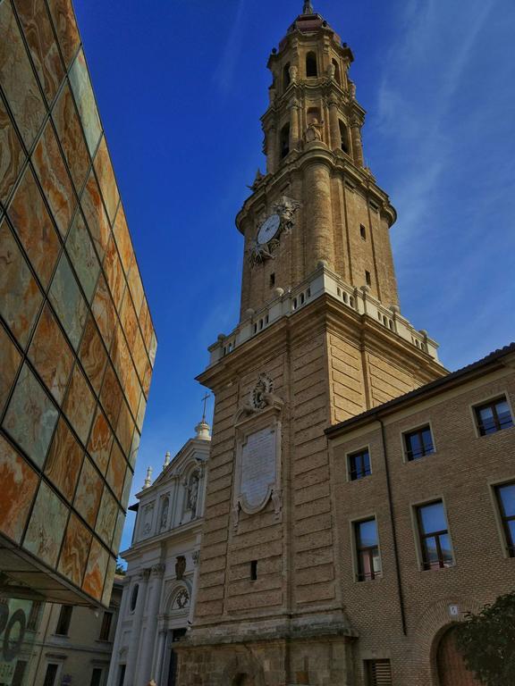 Mirador Del Ebro Appartement Zaragoza Buitenkant foto