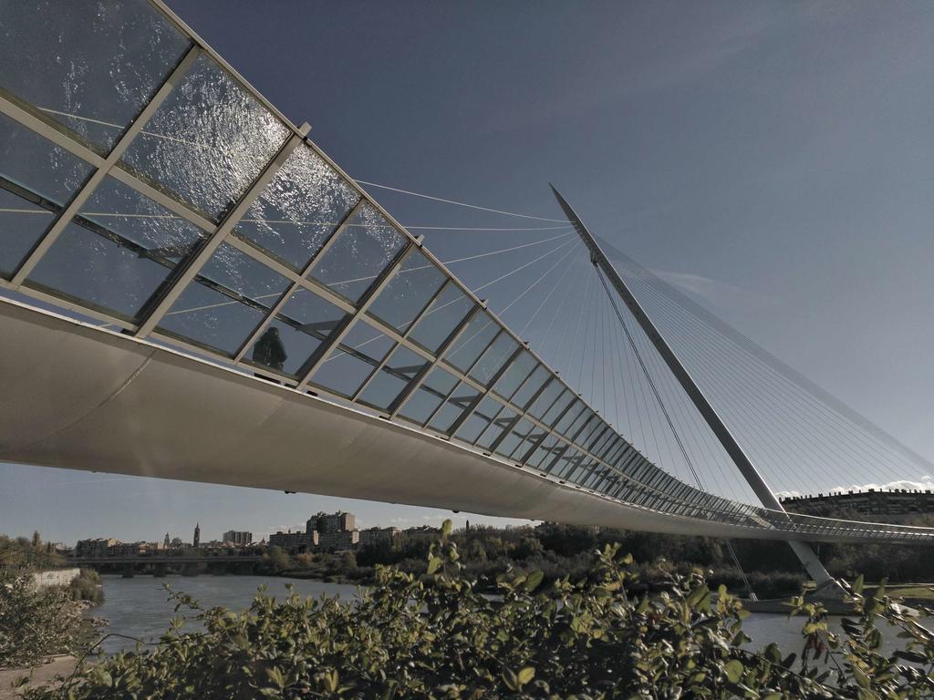 Mirador Del Ebro Appartement Zaragoza Buitenkant foto