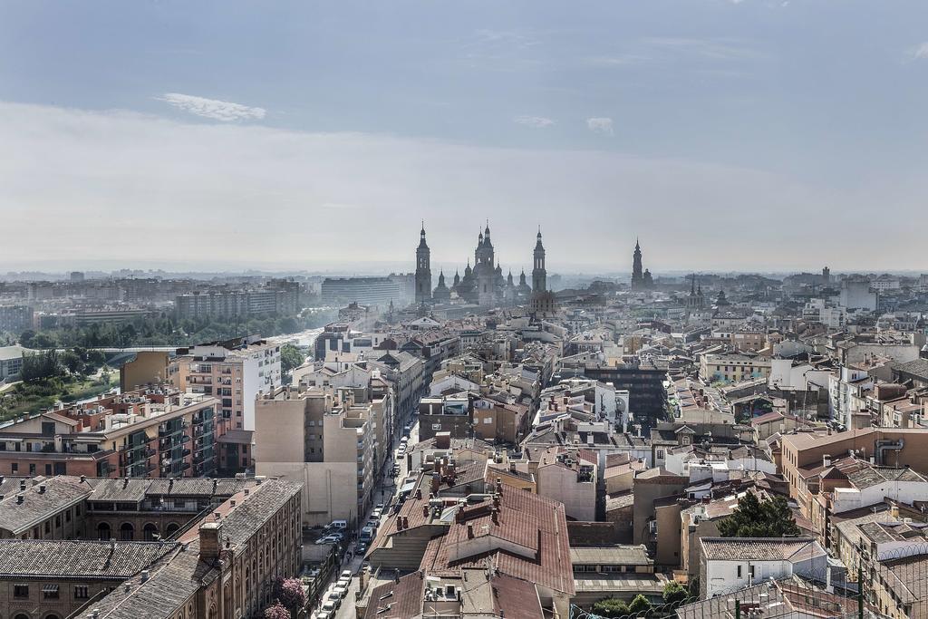 Mirador Del Ebro Appartement Zaragoza Buitenkant foto